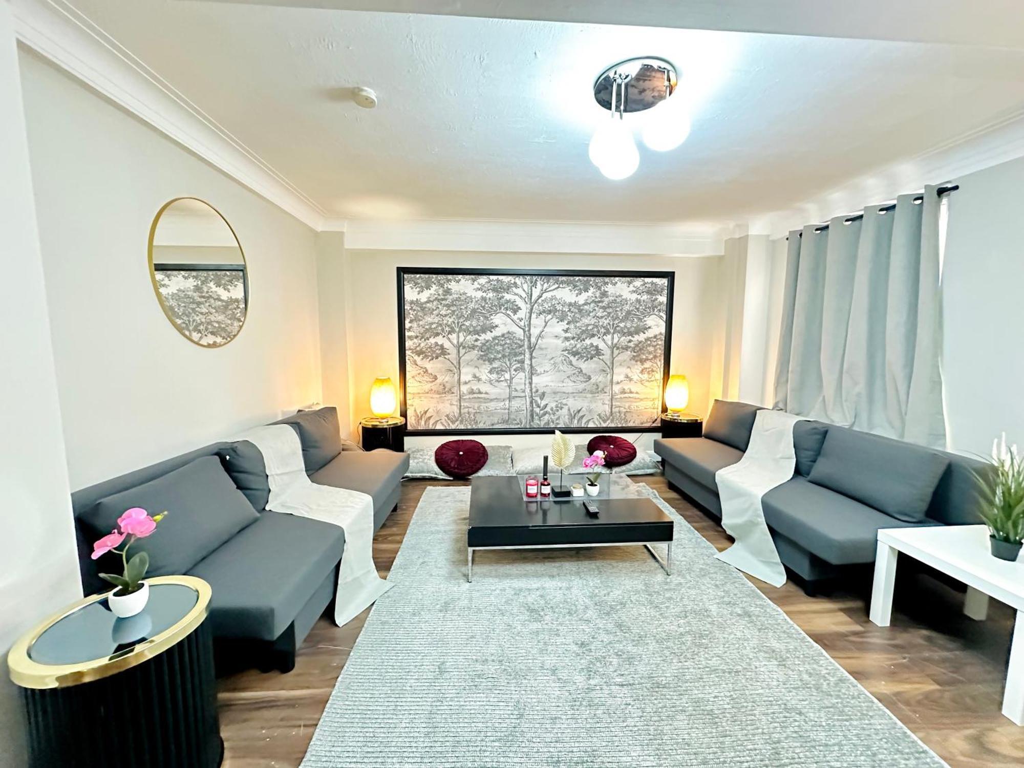 Hyde Park Comfortable Two Bedroom Apartment Лондон Екстериор снимка