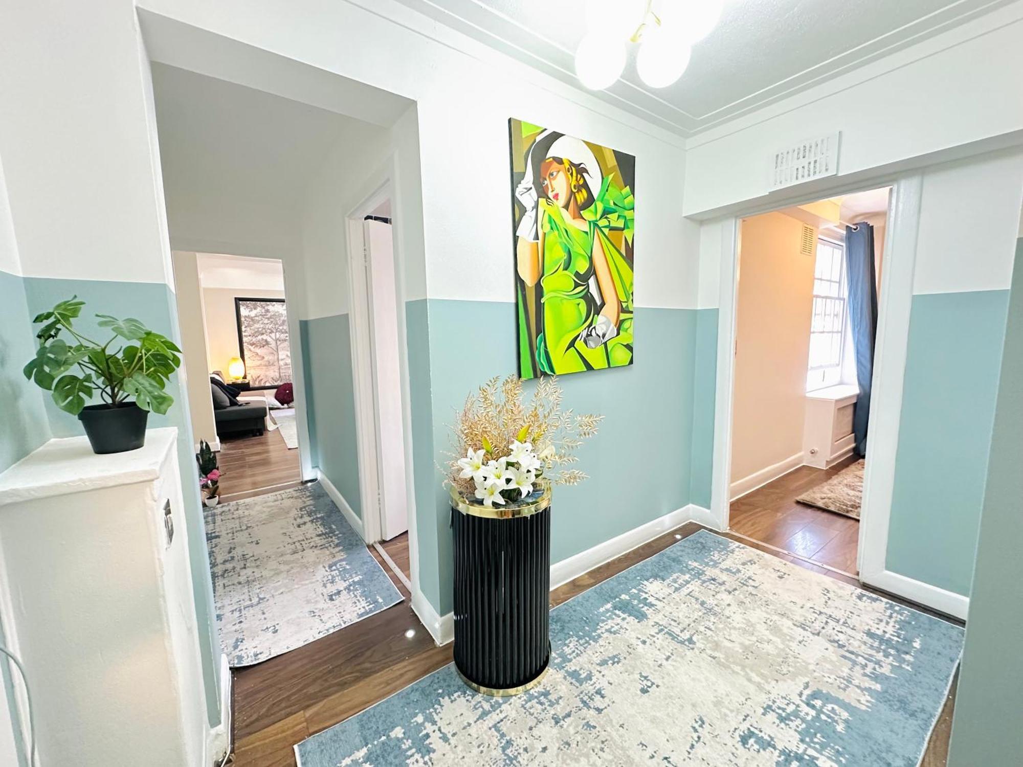 Hyde Park Comfortable Two Bedroom Apartment Лондон Екстериор снимка